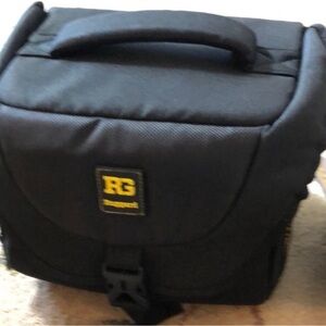 Ruggard Journey 34 DSLR Shoulder Bag (Black) NEW